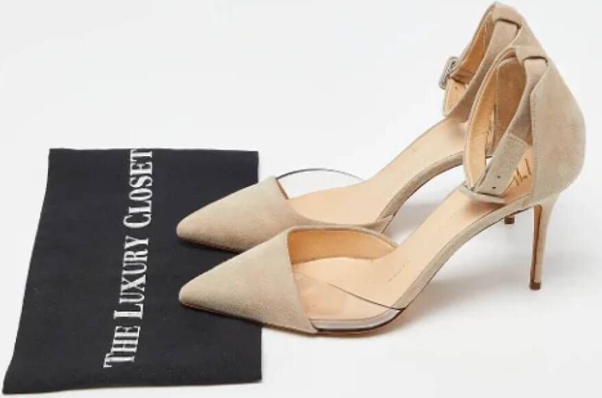 Giuseppe Zanotti Pre-owned Suede heels Beige Dames