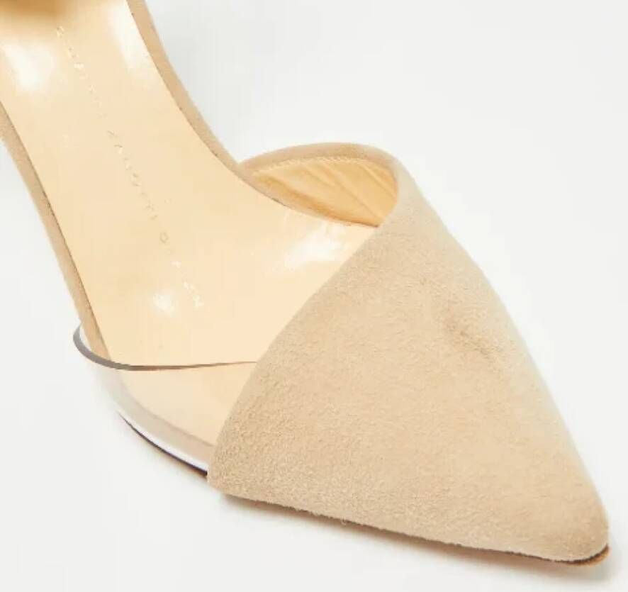 Giuseppe Zanotti Pre-owned Suede heels Beige Dames