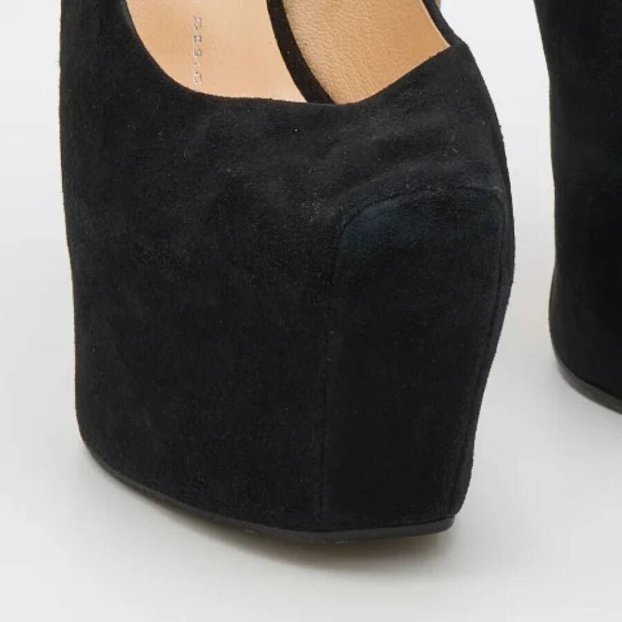 Giuseppe Zanotti Pre-owned Suede heels Black Dames