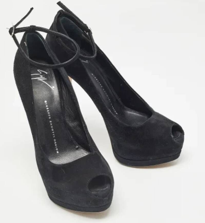 Giuseppe Zanotti Pre-owned Suede heels Black Dames