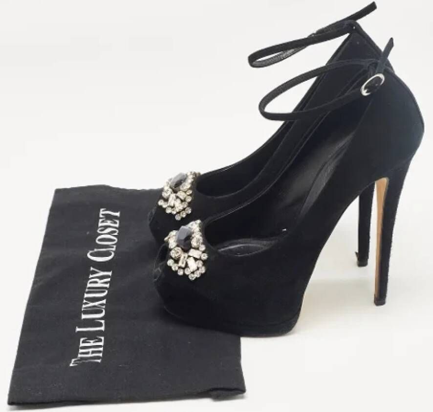 Giuseppe Zanotti Pre-owned Suede heels Black Dames