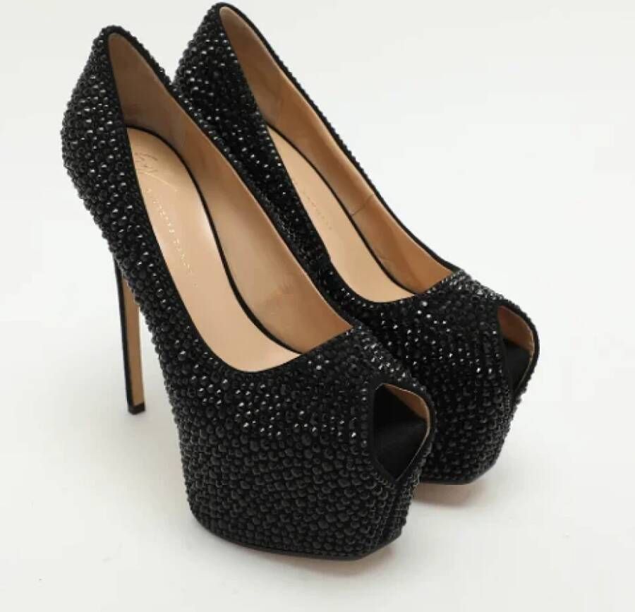 Giuseppe Zanotti Pre-owned Suede heels Black Dames