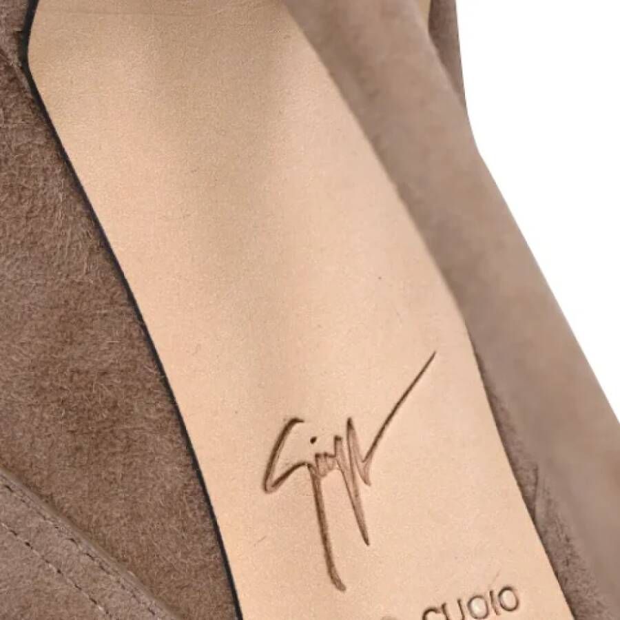 Giuseppe Zanotti Pre-owned Suede heels Brown Dames