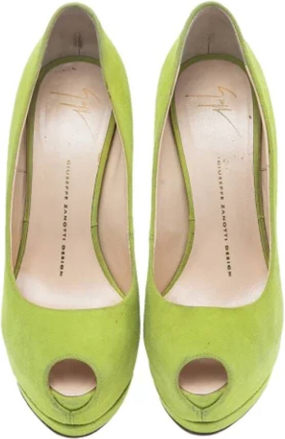 Giuseppe Zanotti Pre-owned Suede heels Green Dames