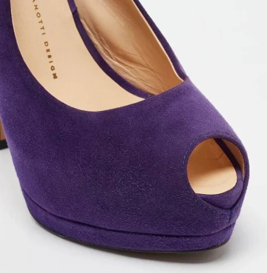 Giuseppe Zanotti Pre-owned Suede heels Purple Dames