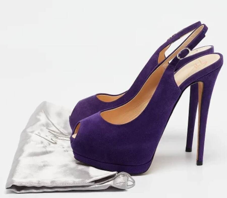 Giuseppe Zanotti Pre-owned Suede heels Purple Dames