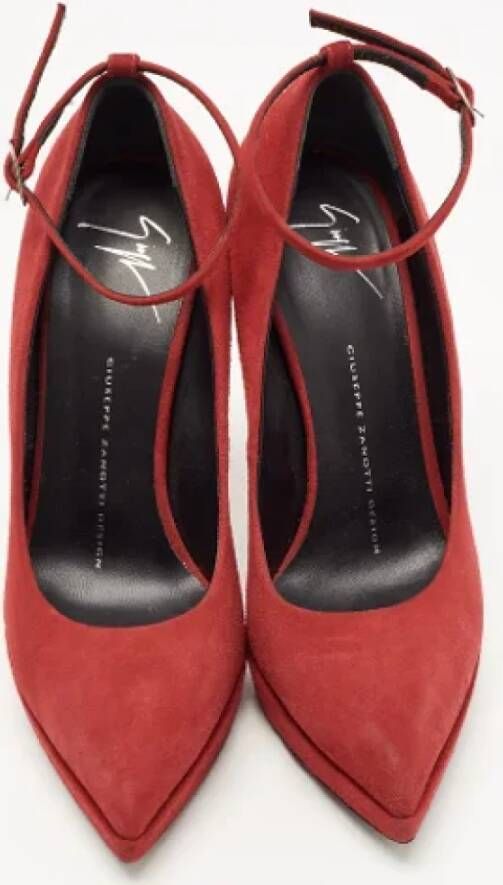 Giuseppe Zanotti Pre-owned Suede heels Red Dames