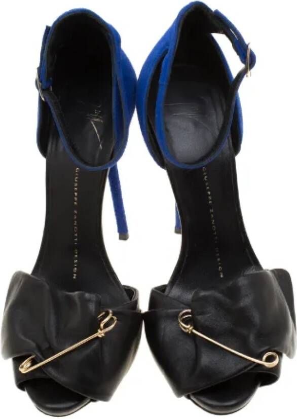 Giuseppe Zanotti Pre-owned Suede sandals Black Dames