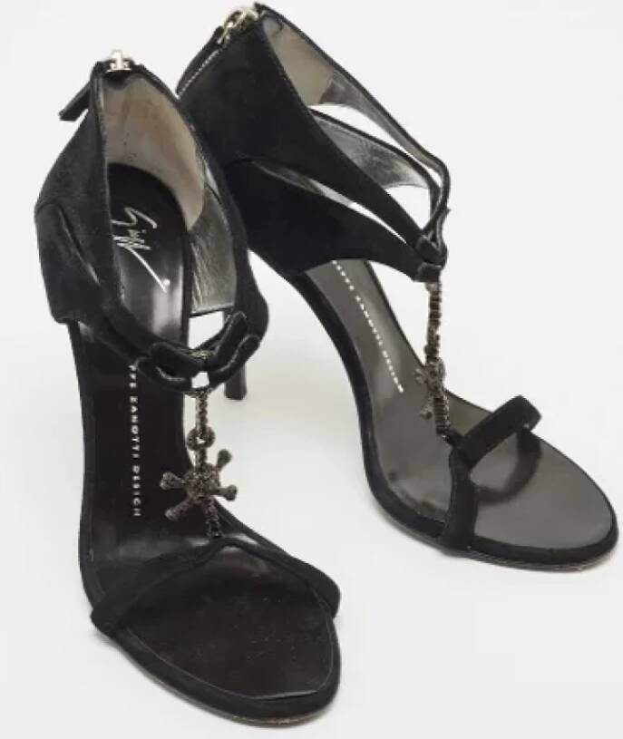 Giuseppe Zanotti Pre-owned Suede sandals Black Dames