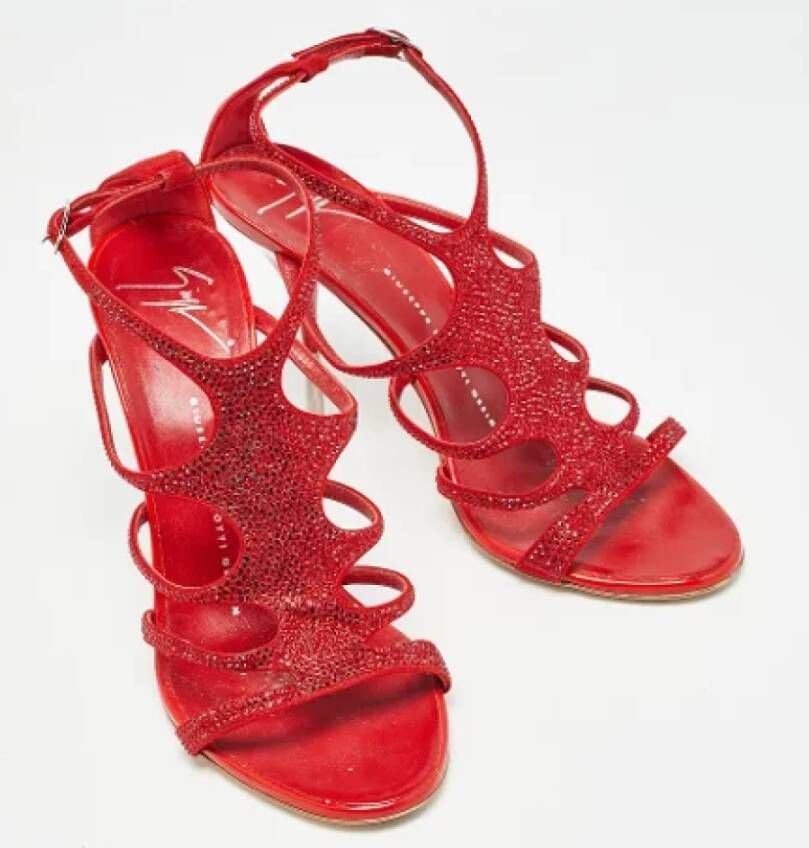 Giuseppe Zanotti Pre-owned Suede sandals Red Dames