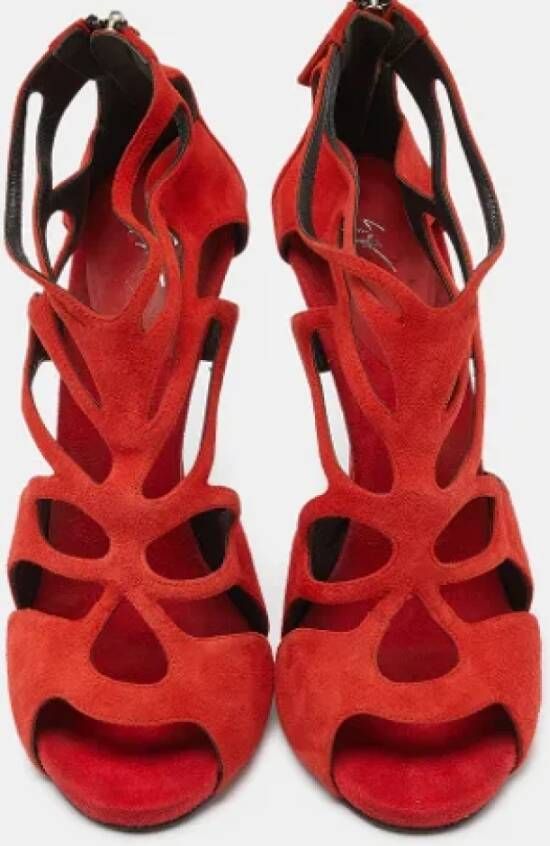 Giuseppe Zanotti Pre-owned Suede sandals Red Dames