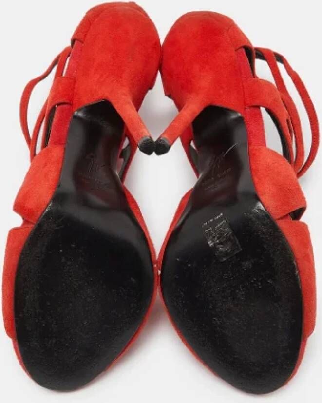 Giuseppe Zanotti Pre-owned Suede sandals Red Dames