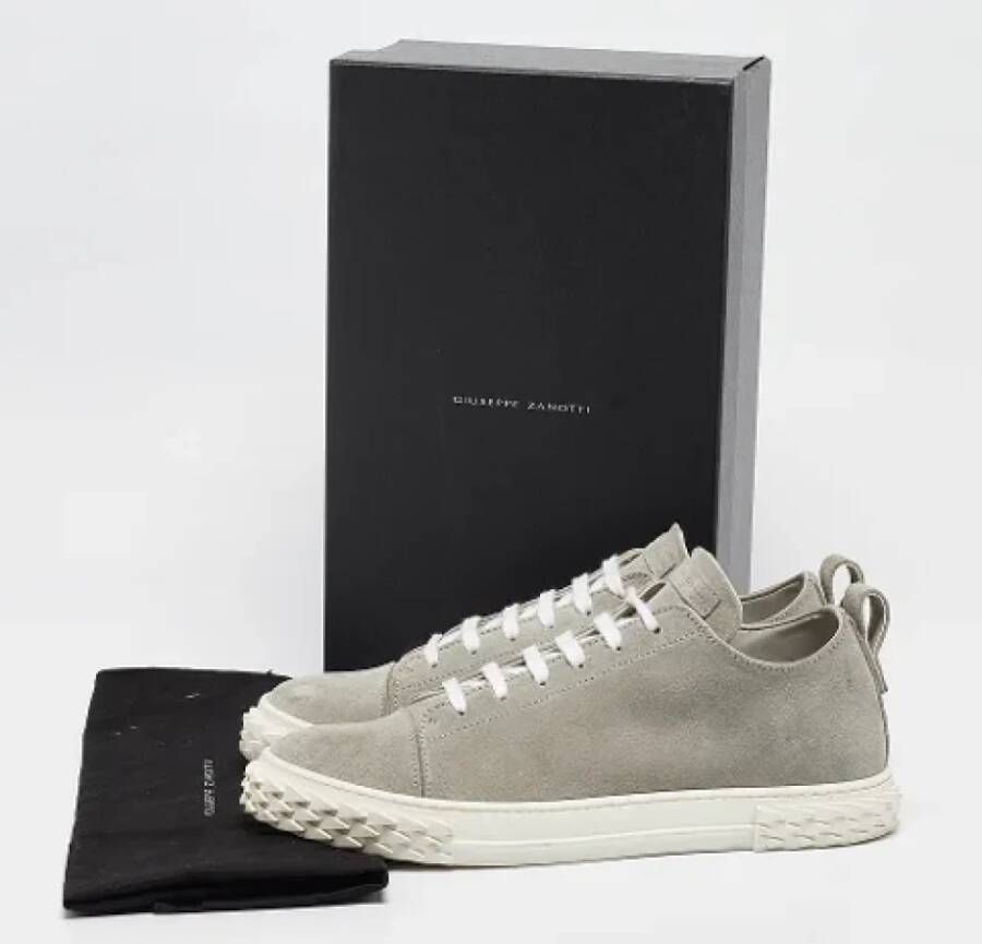 Giuseppe Zanotti Pre-owned Suede sneakers Gray Heren