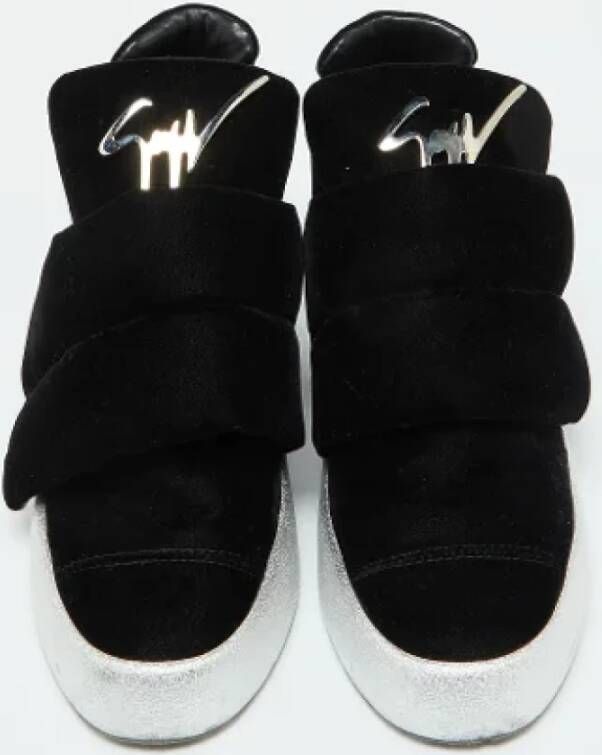 Giuseppe Zanotti Pre-owned Velvet sneakers Black Heren