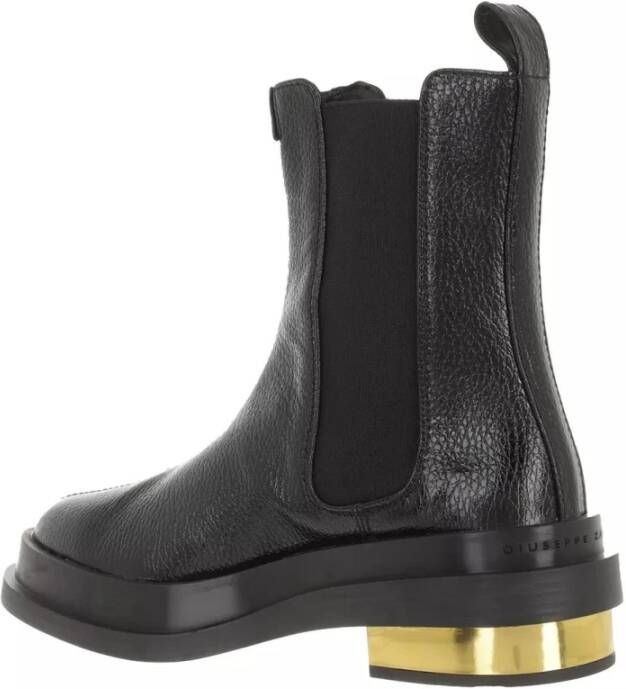 giuseppe zanotti Zwarte Leren Bootie met Gouden Accenten Black Dames