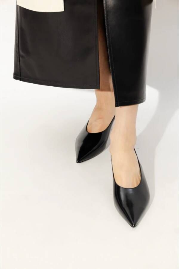 Givenchy Leren pumps Zwart Dames