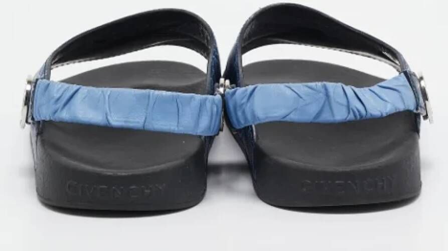 Givenchy Pre-owned Canvas sandals Blue Heren