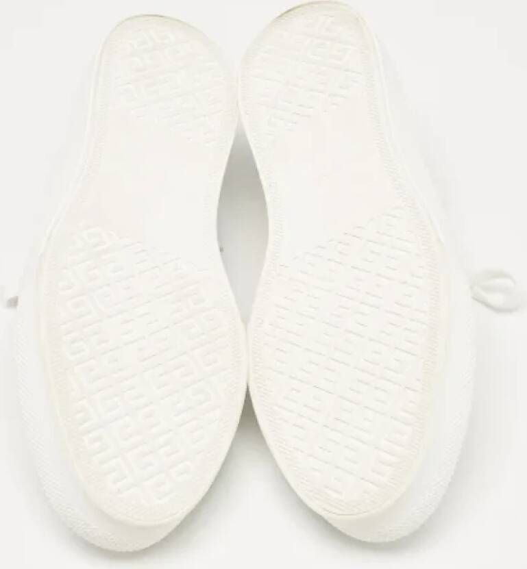 Givenchy Pre-owned Canvas sneakers White Dames