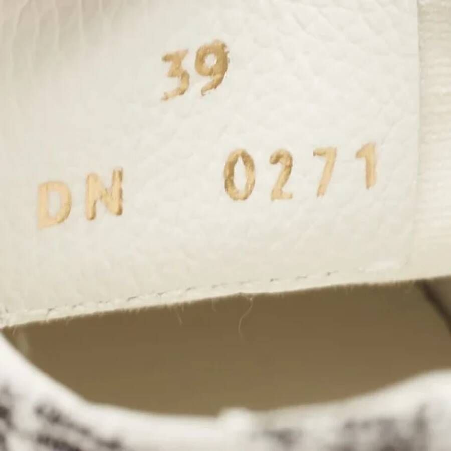 Givenchy Pre-owned Canvas sneakers White Dames