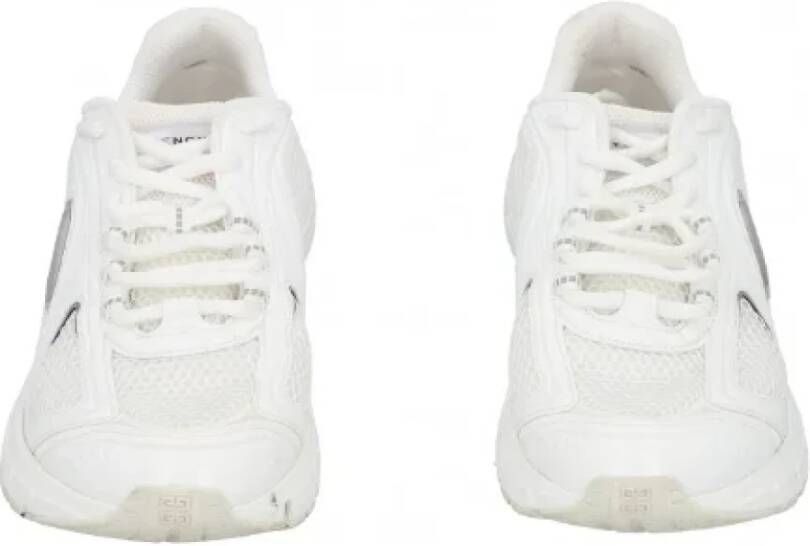 Givenchy Pre-owned Fabric sneakers White Dames