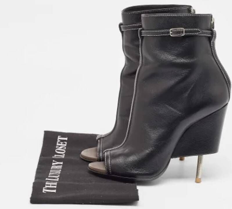 Givenchy Pre-owned Leather boots Black Dames