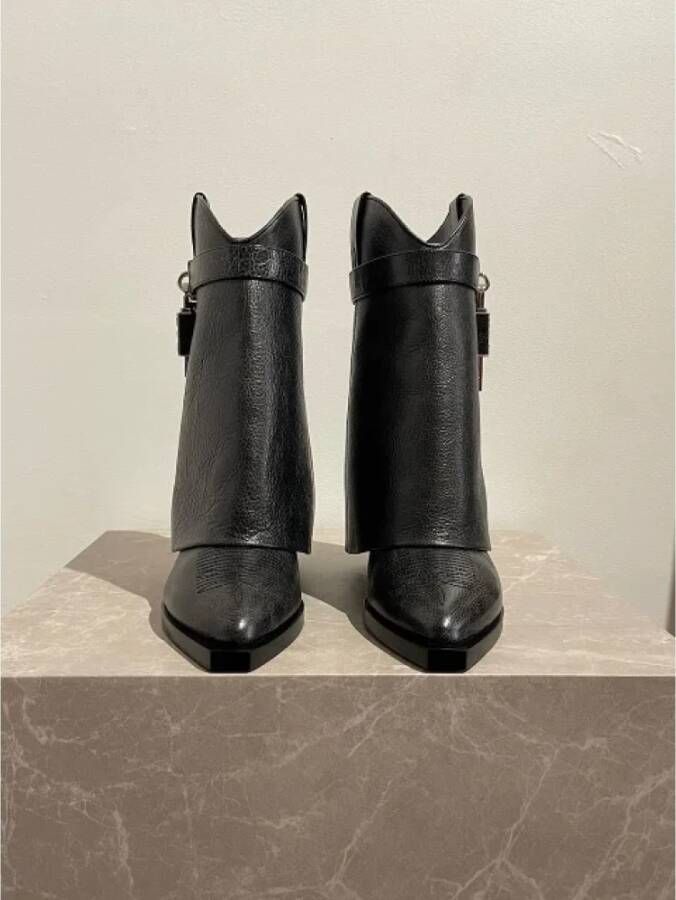 Givenchy Pre-owned Leather boots Black Dames