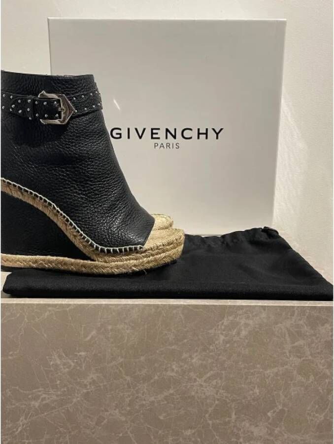 Givenchy Pre-owned Leather boots Black Dames