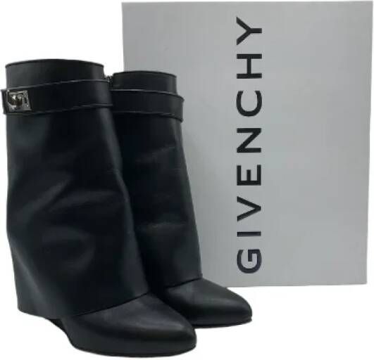 Givenchy Pre-owned Leather boots Black Dames