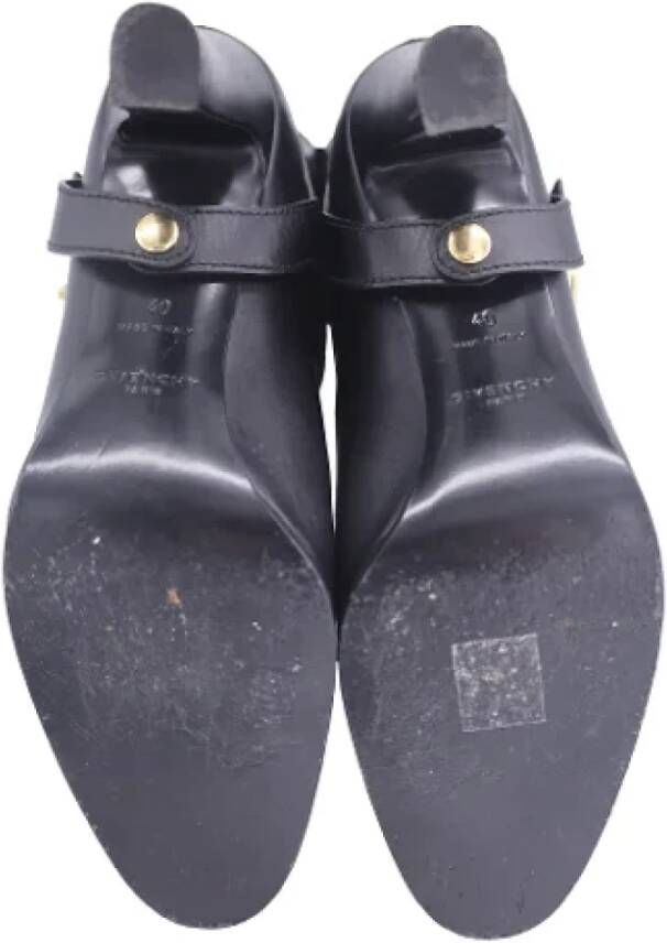 Givenchy Pre-owned Leather boots Black Dames