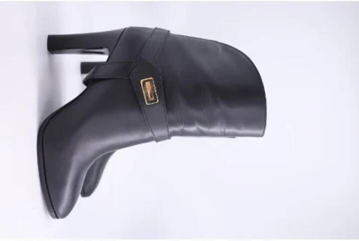 Givenchy Pre-owned Leather boots Black Dames