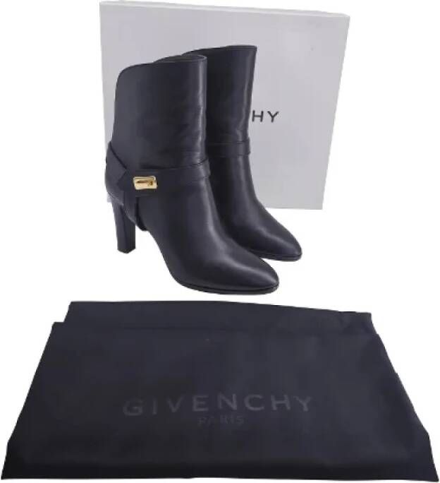 Givenchy Pre-owned Leather boots Black Dames