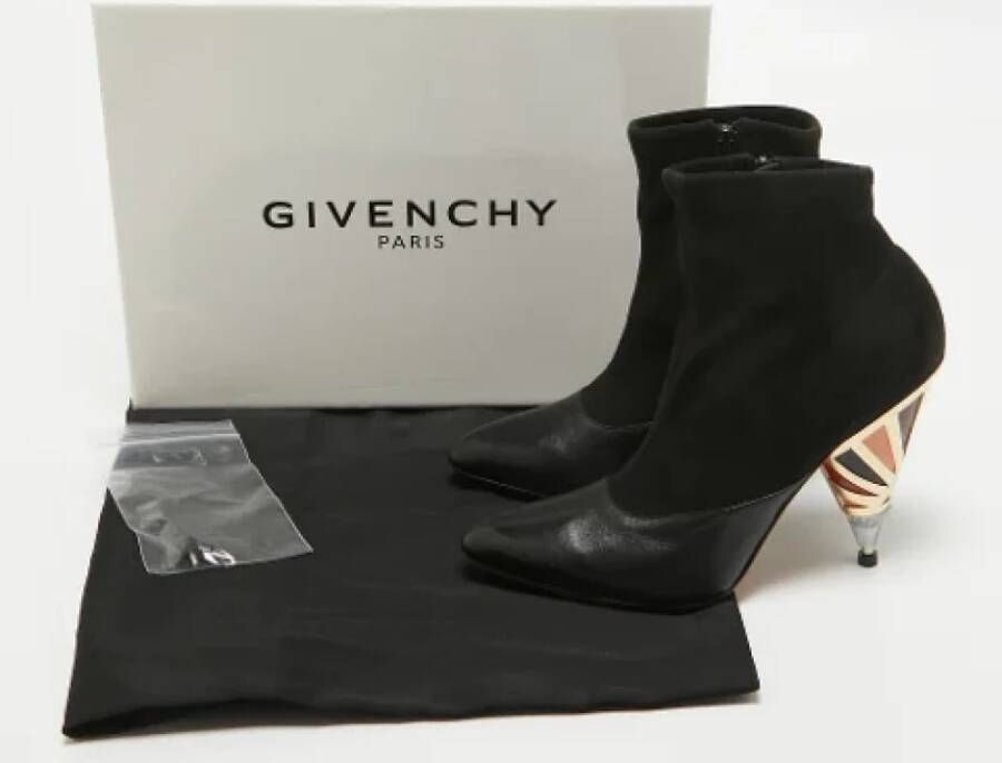 Givenchy Pre-owned Leather boots Black Dames