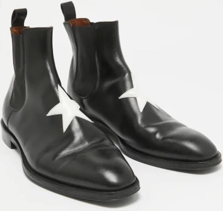 Givenchy Pre-owned Leather boots Black Heren