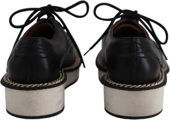 Givenchy Pre-owned Leather flats Black Dames