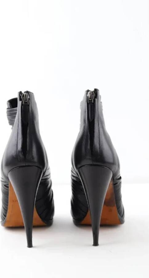 Givenchy Pre-owned Leather heels Black Dames