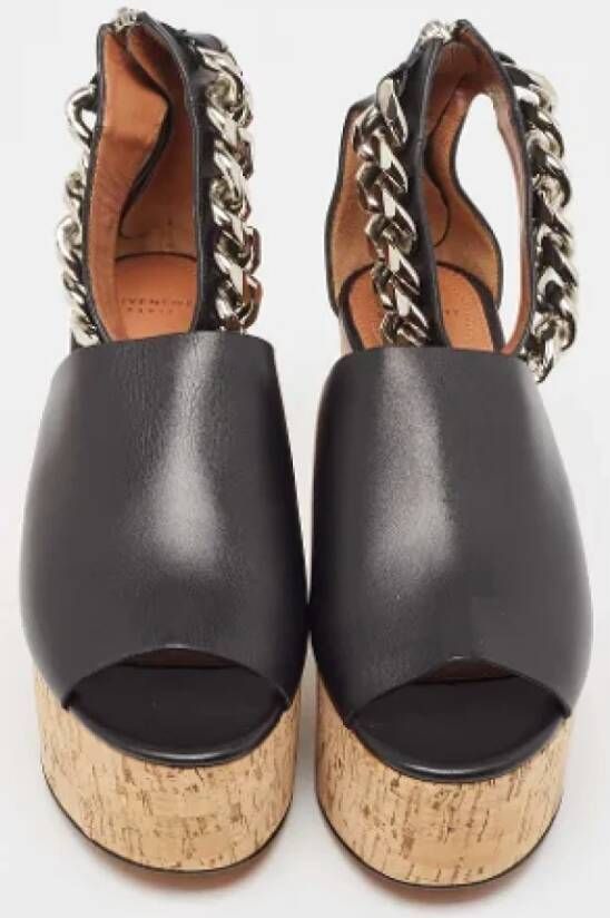 Givenchy Pre-owned Leather sandals Black Dames