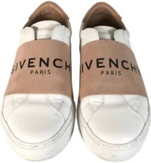 Givenchy Pre-owned Leather sneakers Beige Dames