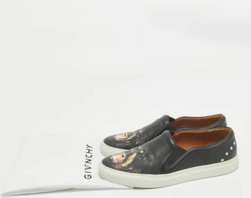 Givenchy Pre-owned Leather sneakers Black Dames