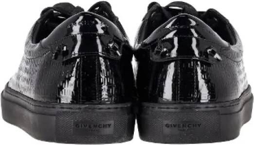 Givenchy Pre-owned Leather sneakers Black Heren