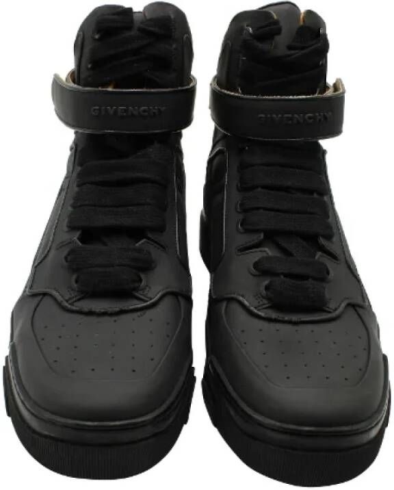 Givenchy Pre-owned Leather sneakers Black Heren