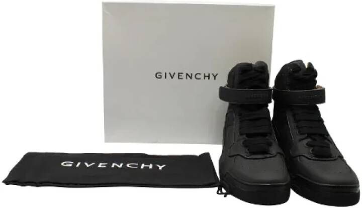 Givenchy Pre-owned Leather sneakers Black Heren