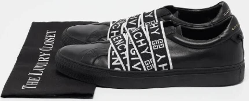 Givenchy Pre-owned Leather sneakers Black Heren