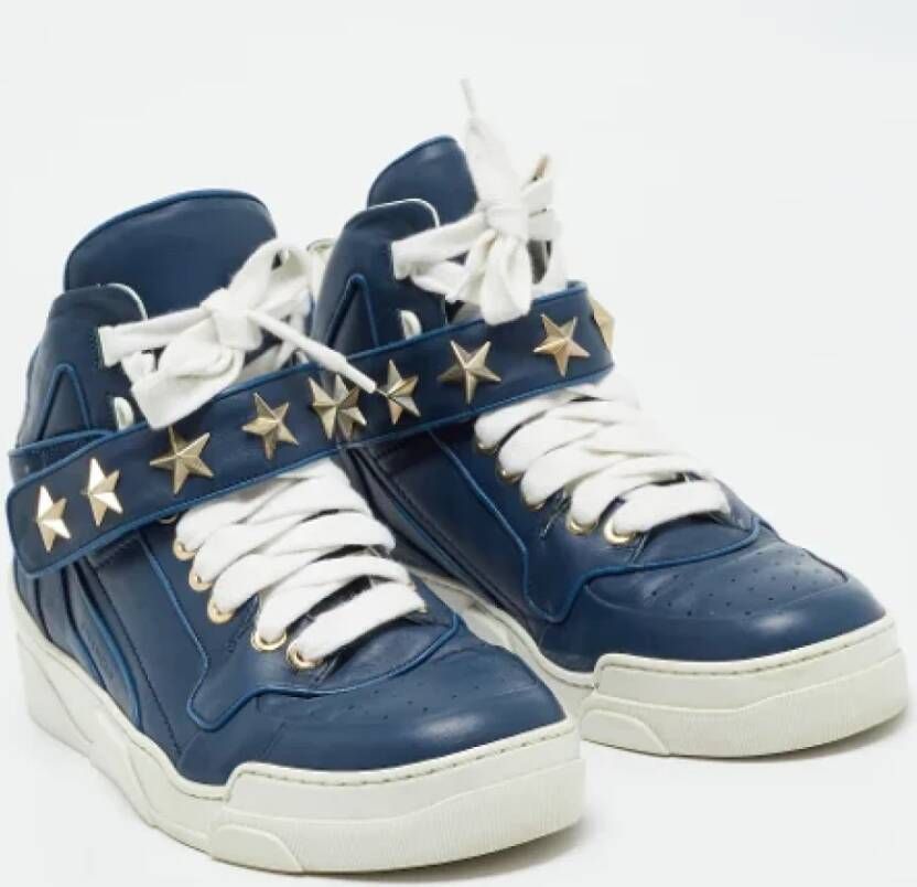 Givenchy Pre-owned Leather sneakers Blue Heren