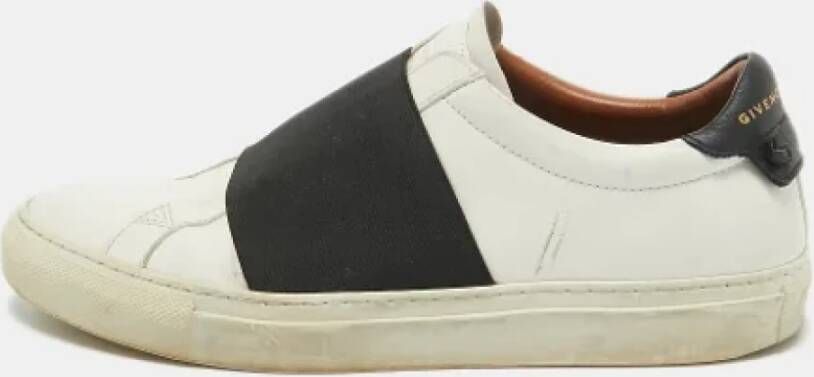 Givenchy Pre-owned Leather sneakers White Dames