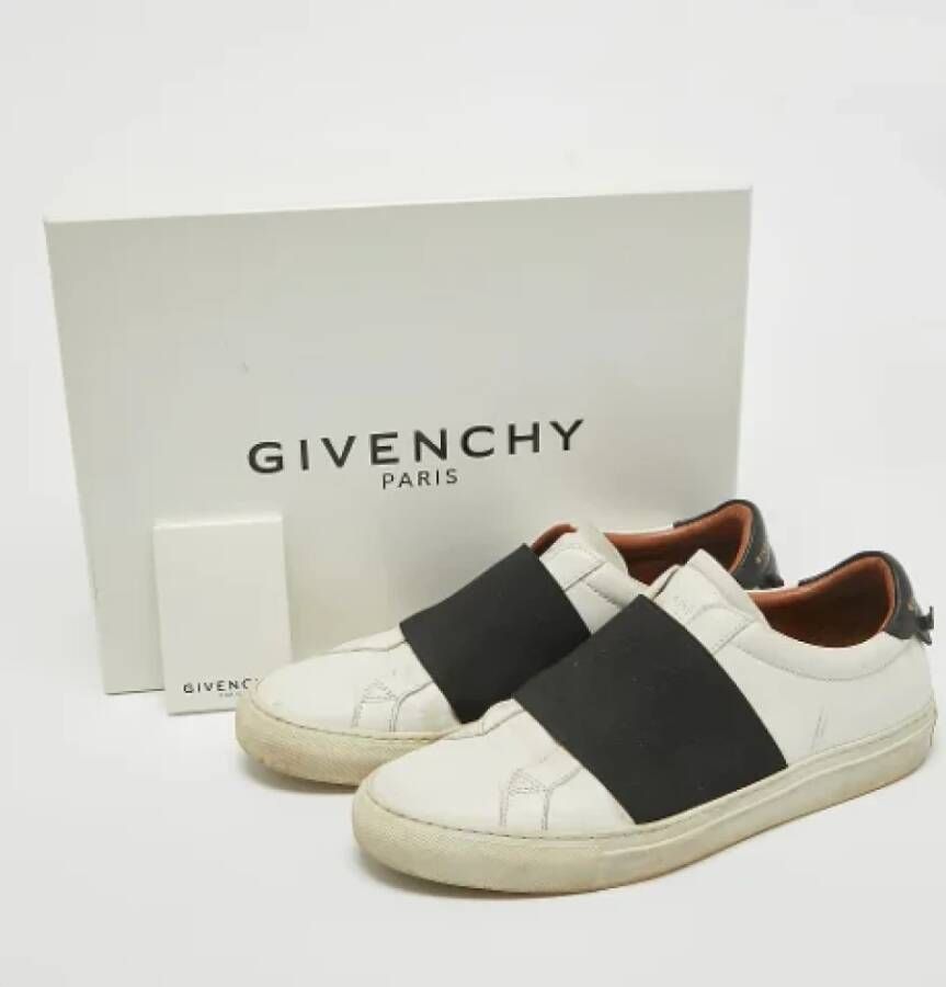 Givenchy Pre-owned Leather sneakers White Dames