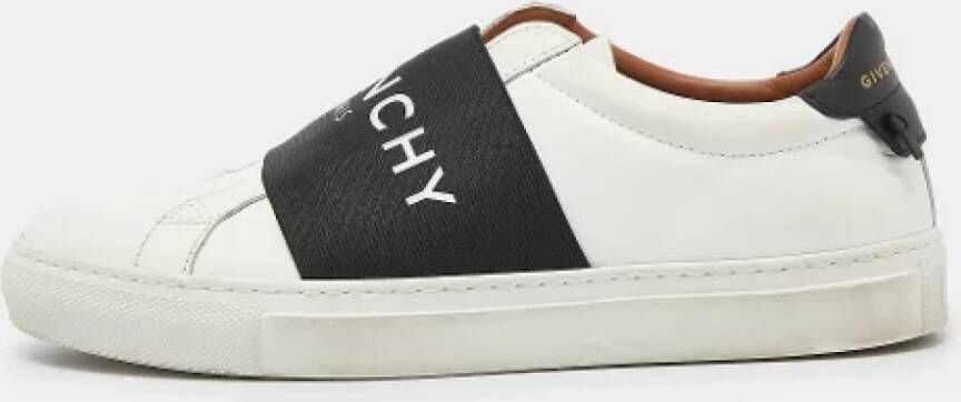 Givenchy Pre-owned Leather sneakers White Dames