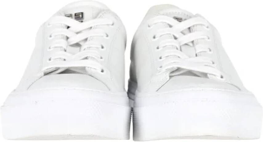 Givenchy Pre-owned Leather sneakers White Dames