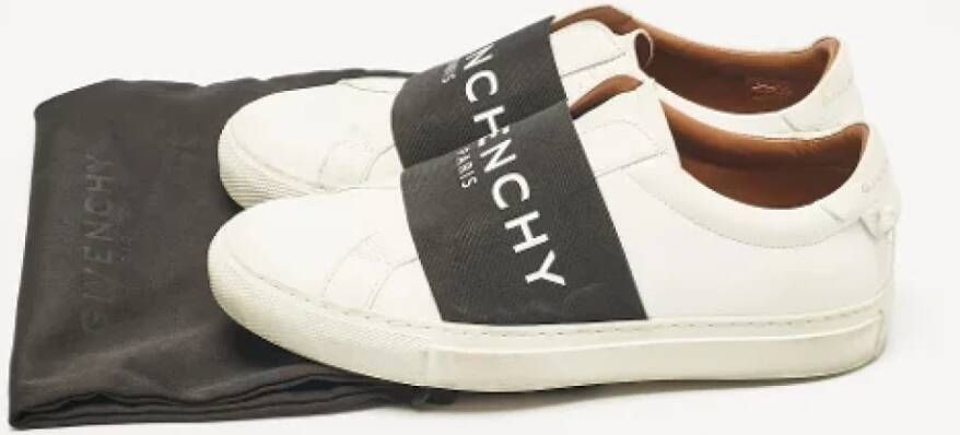 Givenchy Pre-owned Leather sneakers White Dames