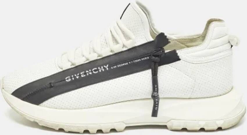 Givenchy Pre-owned Leather sneakers White Heren