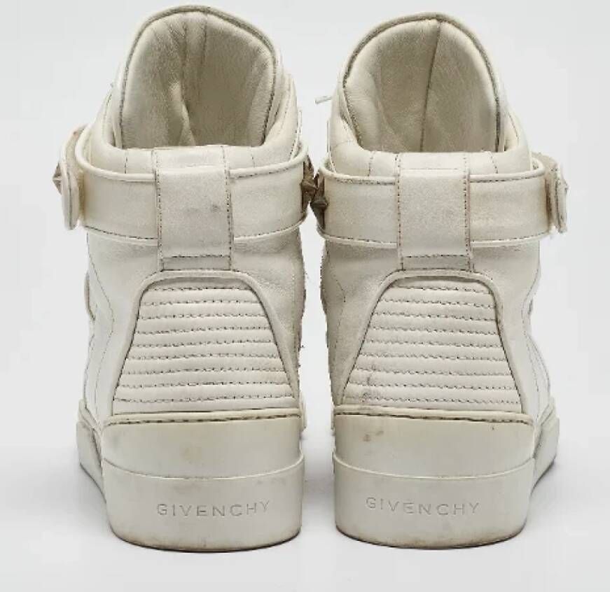 Givenchy Pre-owned Leather sneakers White Heren